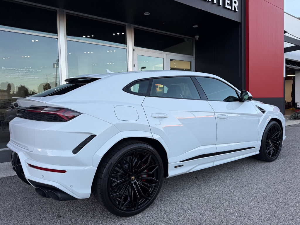 Used 2025 Lamborghini Urus SE