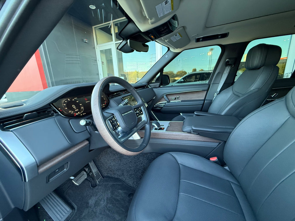Used 2025 Land Rover Range Rover P530 SE